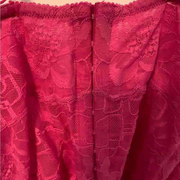 Pink corset lingerie top - Picture 3 of 4